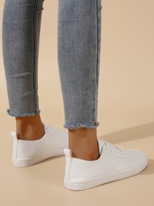 Lace-Up Front Skate Shoes,Women's White Round-Toe Lace-Up Foreign Trade Classic Shoes Campus Style Shoes - White - View 4