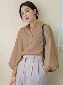 DAZY Camisa de manga farol con botones frontales sólidos, top de manga larga para otoño - Caqui - Ver 1