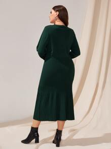 Modelyn Plus V Neck Pleated Jumper Dress - Dark Green - View 3