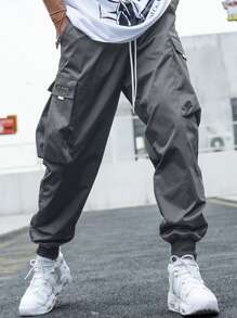 Manfinity EMRG Men Letter Graphic Flap Pocket Drawstring Waist Cargo Trousers - Dark Grey - View 3