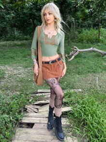 ROMWE PUNK Grunge Floral Print Notched Neck Lettuce Trim Crop Tee - Mint Green - View 4