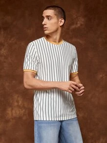 Manfinity RebelGame 1pc Striped Print Patched Detail Tee - White - View 6