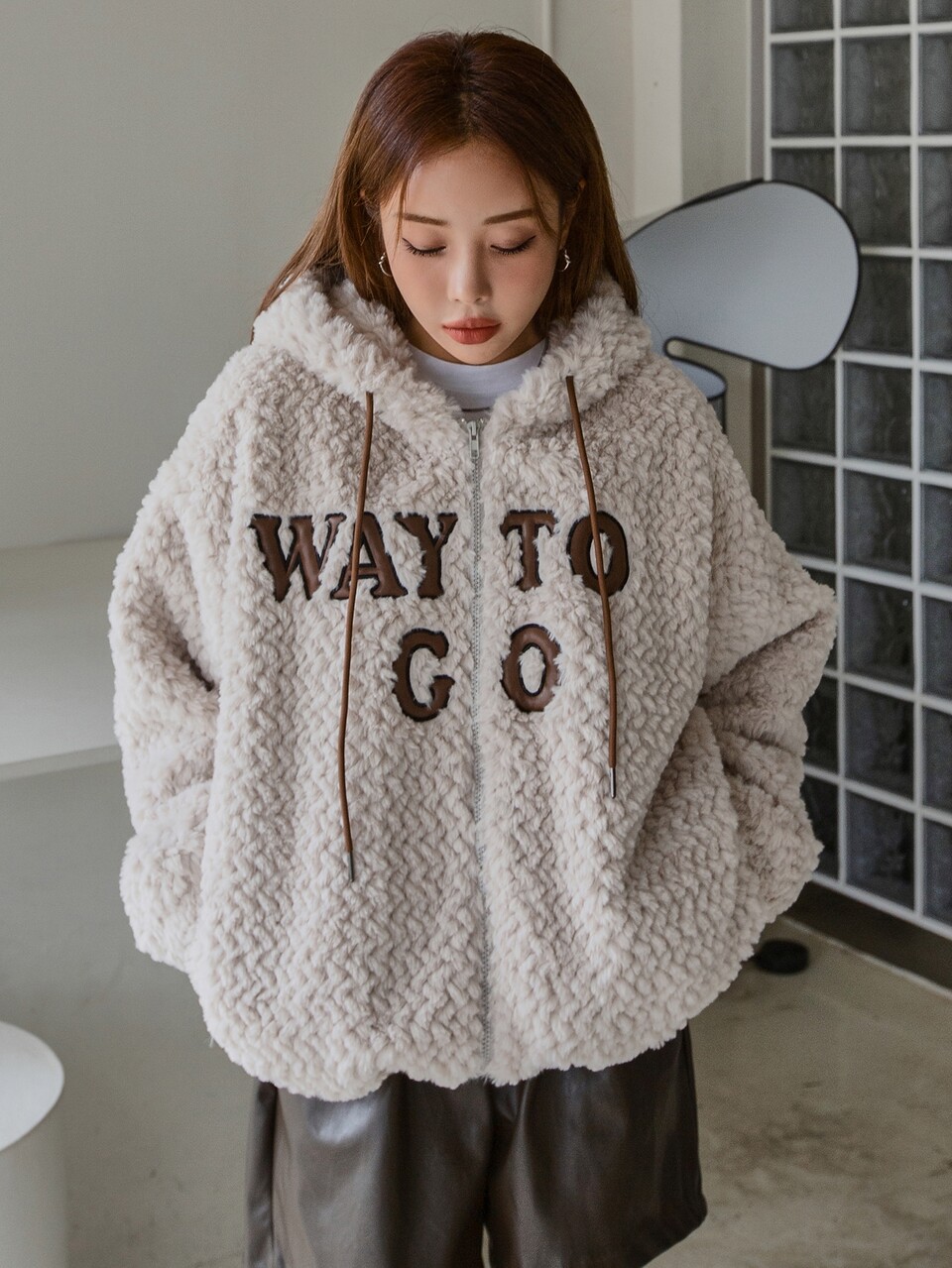 Letter Embroidery Drop Shoulder Drawstring Hooded Teddy Jacket