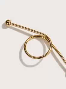 Anillo con diseño de cuenta cruzado