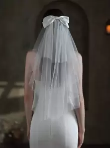 蝴蝶结装饰优雅新娘头纱。情人节配饰 - 白色 - 查看 1