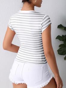 SHEIN Essnce Áo thun nữ Sọc Cơ bản - Màu Xám nhạt - Xem 2