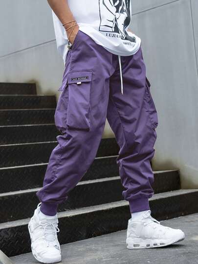 Manfinity EMRG Men Letter Graphic Flap Pocket Drawstring Waist Cargo Trousers