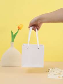 1pc/5pcs/10pcs White 5.5*5.5 Inch Paper Gift Bags With Handles, Minimalist Solid Color Square Party Favor Bags, Suitable For Shopping, Bachelor/Bachelorette Party, Wedding, Bridal Shower, Birthday Party Decor, Bridesmaid Proposal Gifts, Wedding Decoration, Bridal Shower Favors, Bachelor/Bachelorette Party And More - White - View 2