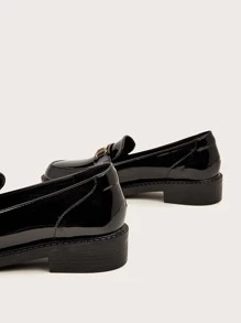 Women's Academy Style Metal Decorated Flat Loafers Shoes