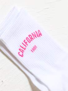 Letter Graphic Crew Socks - Baby Pink - View 3