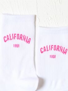 Letter Graphic Crew Socks - Baby Pink - View 4