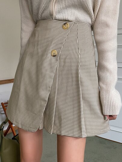 DAZY Plaid Print Button Detail Pleated Skirt