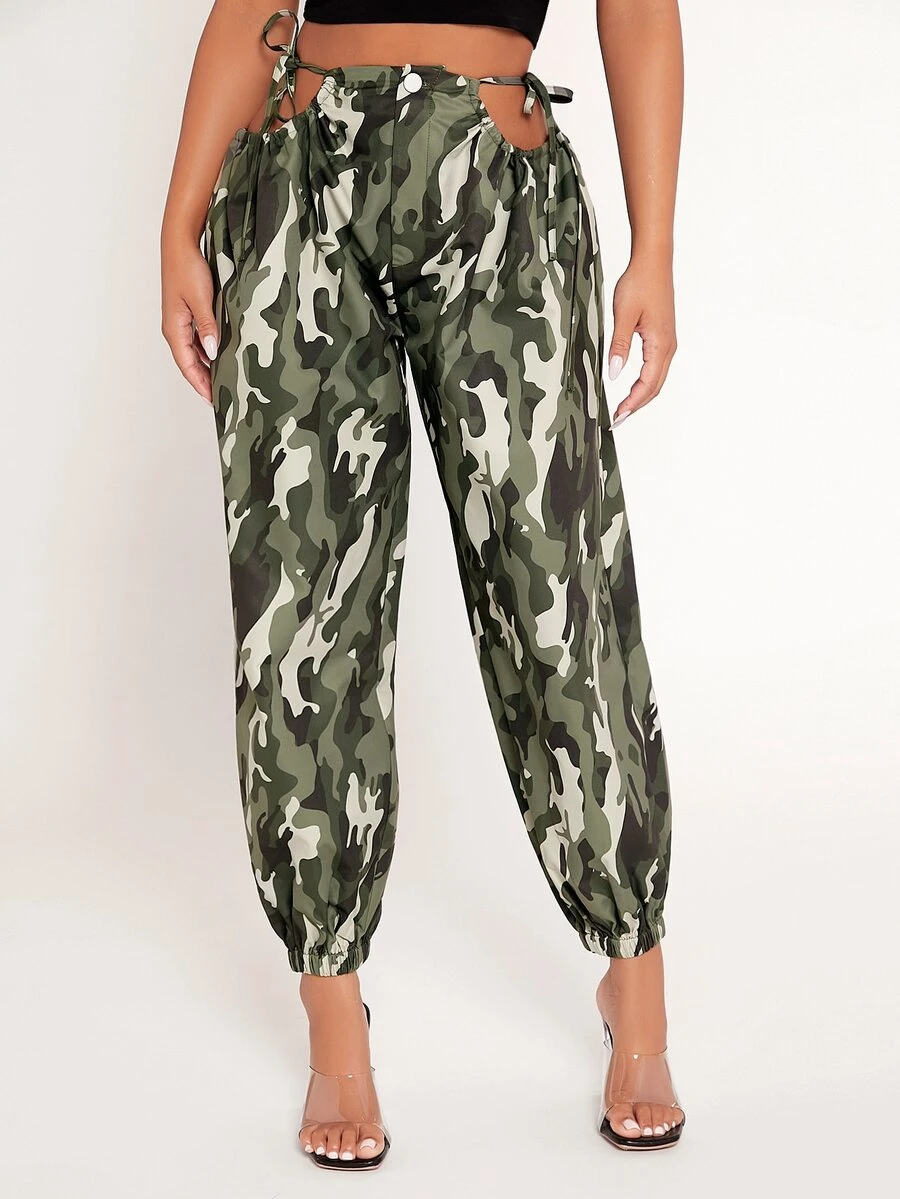 SHEIN PETITE Camo Print Cut Out Knot Side Trousers - Multicolor - View 1