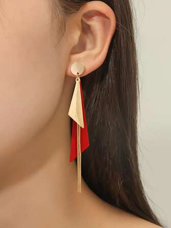 幾何和金屬流蘇耳墜