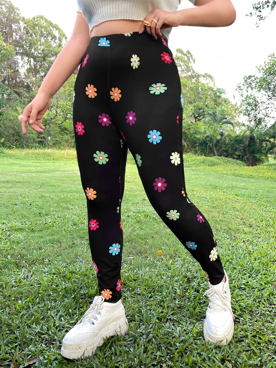 SHEIN Qutie Plus Floral Print Leggings - Black - View 1