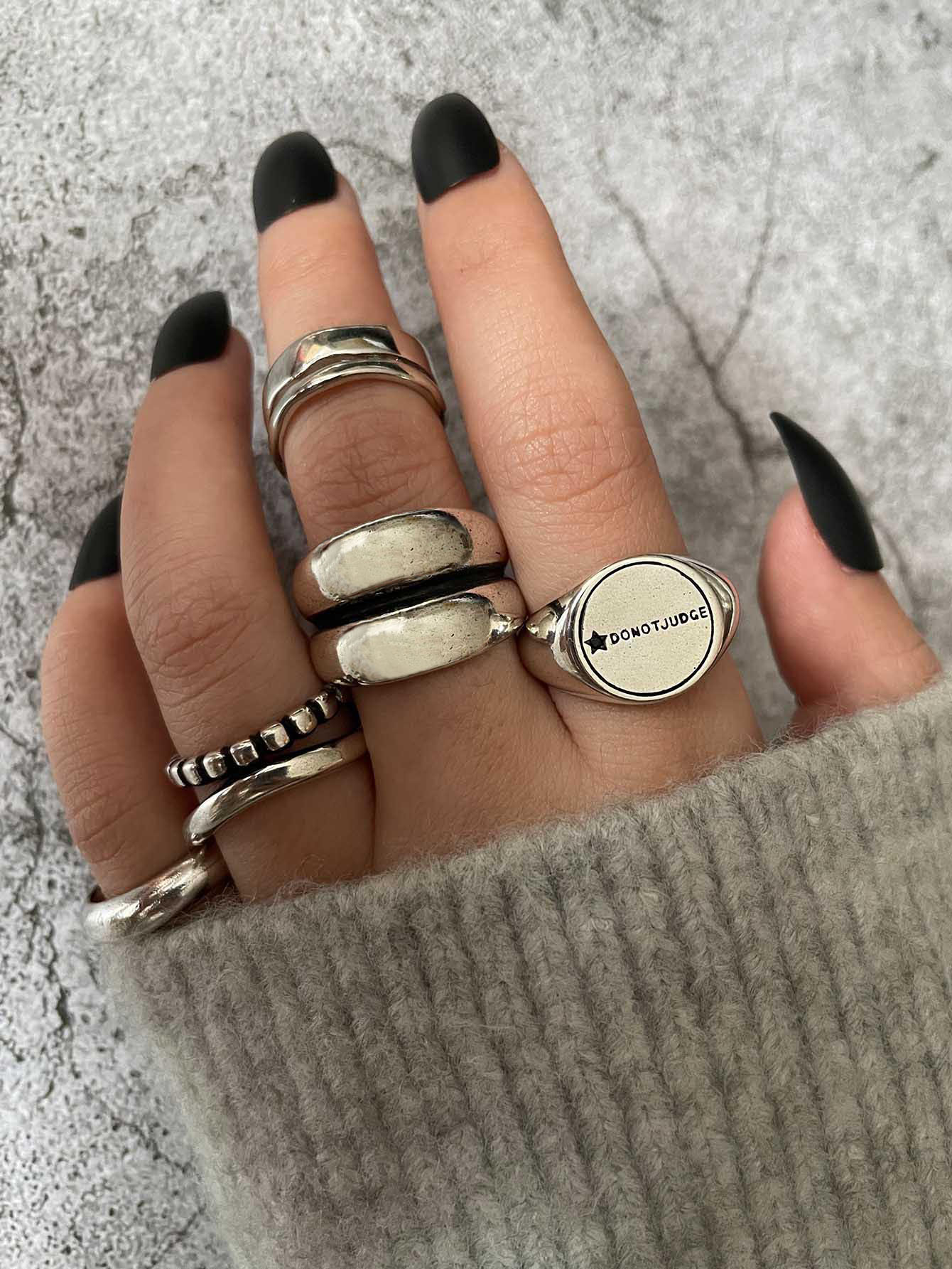 5 件/套极简主义“请勿评判”五角星女士戒指 - 復古銀色 - 查看 1