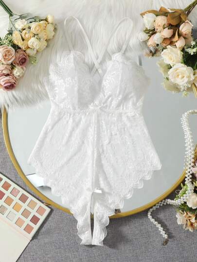 Body teddy con lazo delantero ribete en abanico con encaje sin entrepierna