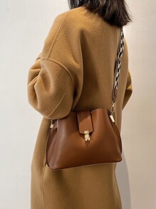 时尚百搭复古风斜挎包，小众设计，纯色，简约轻巧，可调节肩带水桶包，几何肩带单肩包，适合上班、通勤、外出、约会、逛街（肩带图案随机）。 - 棕色 - 查看 2