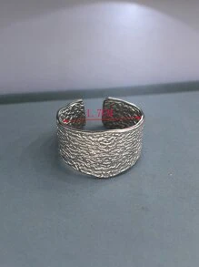 紋理質感開口戒指 - 銀色 - 查看 3