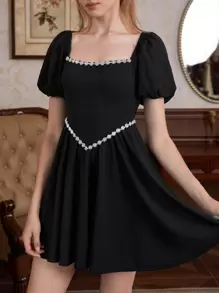 SHEIN MOD فستان اكمام منتفخة مقلم دانتيل