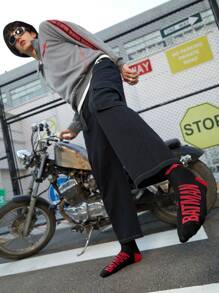 THE BATMAN | SHEIN Men Bat & Letter Graphic Crew Socks - Black - View 5