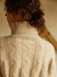 Knit Mix 法式时尚休闲超大针织毛衣，优雅高领套头衫，采用绞花针织设计，秋冬时尚主打返校秋季女装秋季