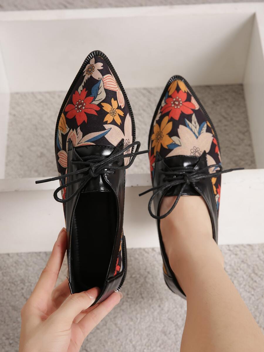 Floral Pattern Point Toe Lace-up Front Oxford Shoes - Multicolor - View 1