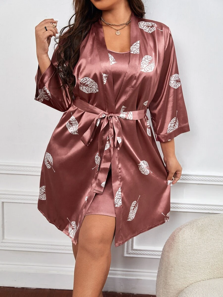 Conjunto de pijama Bata con estampado de hoja con cinturón de satén & Vestido de tirantes - Color caoba - Ver 1