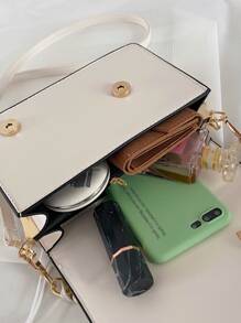 大容量、轻便、便携、时尚金属装饰方形手提包、迷你链条翻盖钱包、女士人造皮革斜挎包（7.9 X 5.1 X 3.1）英寸迷你金属和链条装饰翻盖方形包，适合女孩、女士、大学生、新秀和白领，适合秋冬必备，通勤、大学、秋冬、户外、女士包、商务休闲女包，非常适合办公室、商务和工作 - 米色 - 查看 4