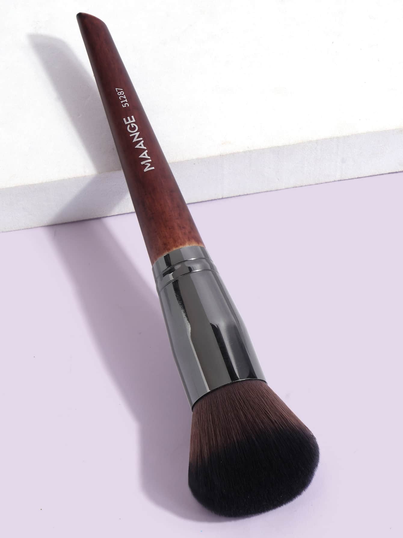 MAANGE 1pc Professional Oversized Blush Brush,Powder Brush,Makeup Tools With Soft Fiber For Easy Carrying,Brush For Travel,Foundation Brush,Concealer Brush,Blush Brush,Contour Brush,Blush Brush,Bronzer Brush,Powder Brush,Foundation Brush,Blush Brush - Redwood - View 1