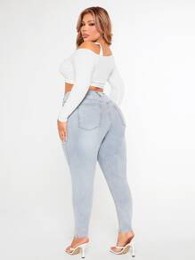 SHEIN SXY 大碼高腰破洞毛邊緣緊身牛仔褲 - 淺色水洗藍 - 查看 2