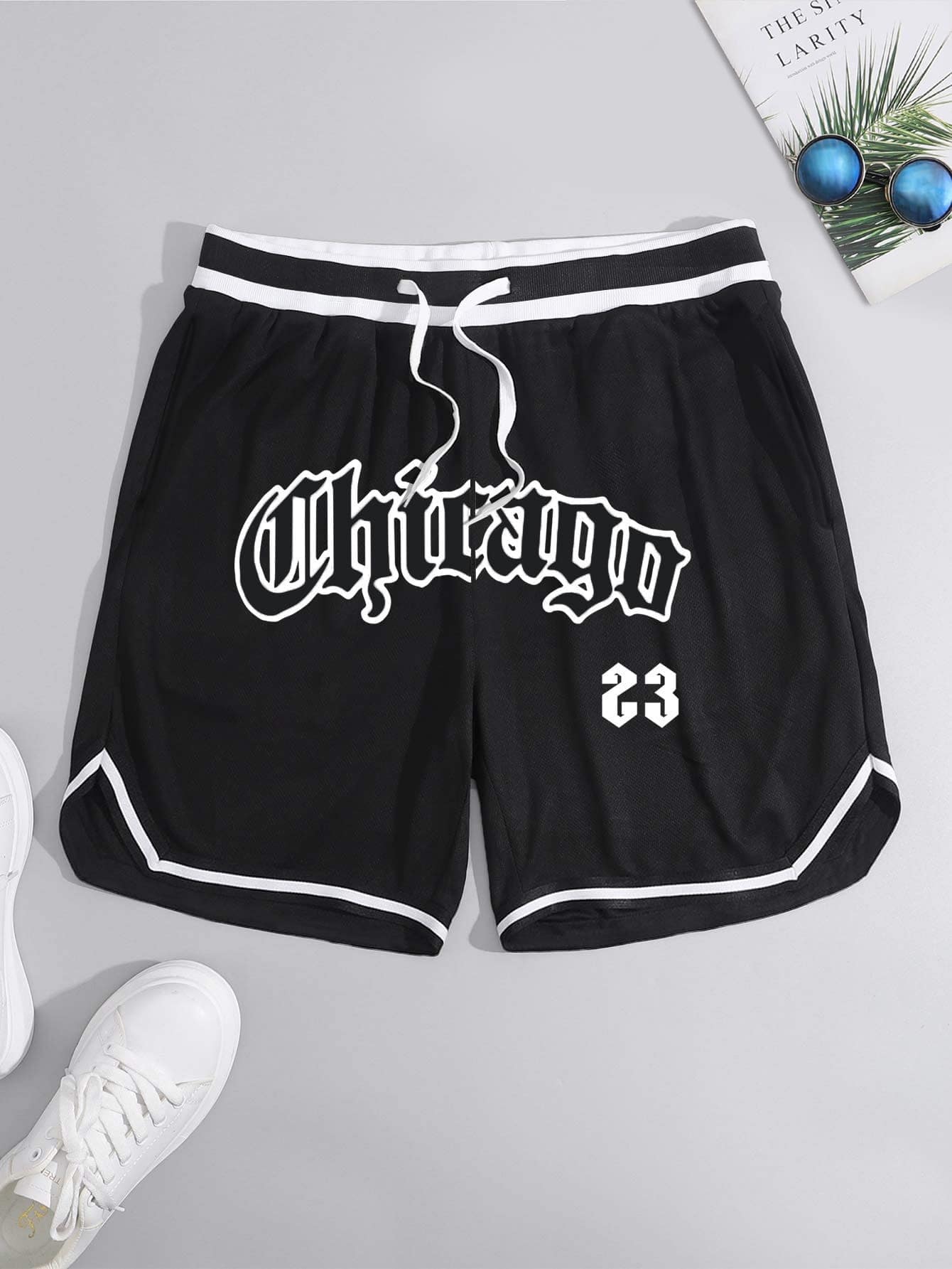 Manfinity Campus Court Men Letter Graphic Striped Trim Drawstring Waist Shorts Basketball Chicago Plain Black - Black - View 1