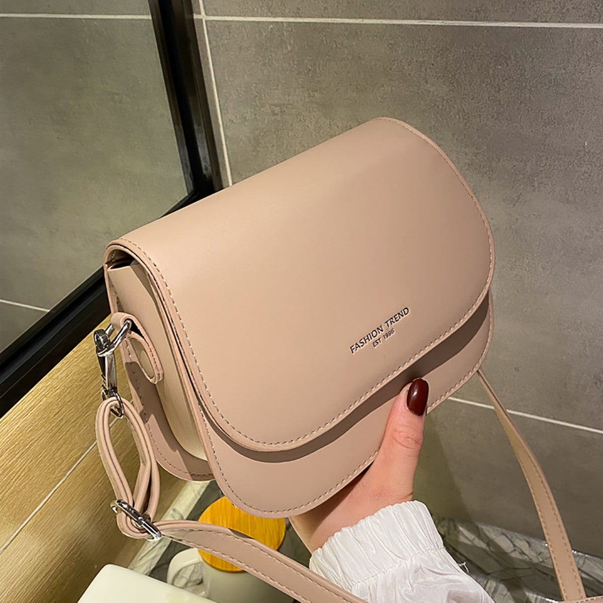 Elegante Bolso Bandolera De Piel Sintética Con Solapa En Color Sólido, Bolso De Hombro Con Solapa Perfecto Para El Uso Diario, Impermeable, Ligero,