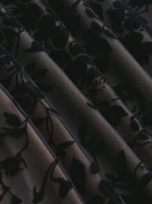 SHEIN MOD Vestido de tirantes pecho con fruncido floral de malla - Negro - Ver 4