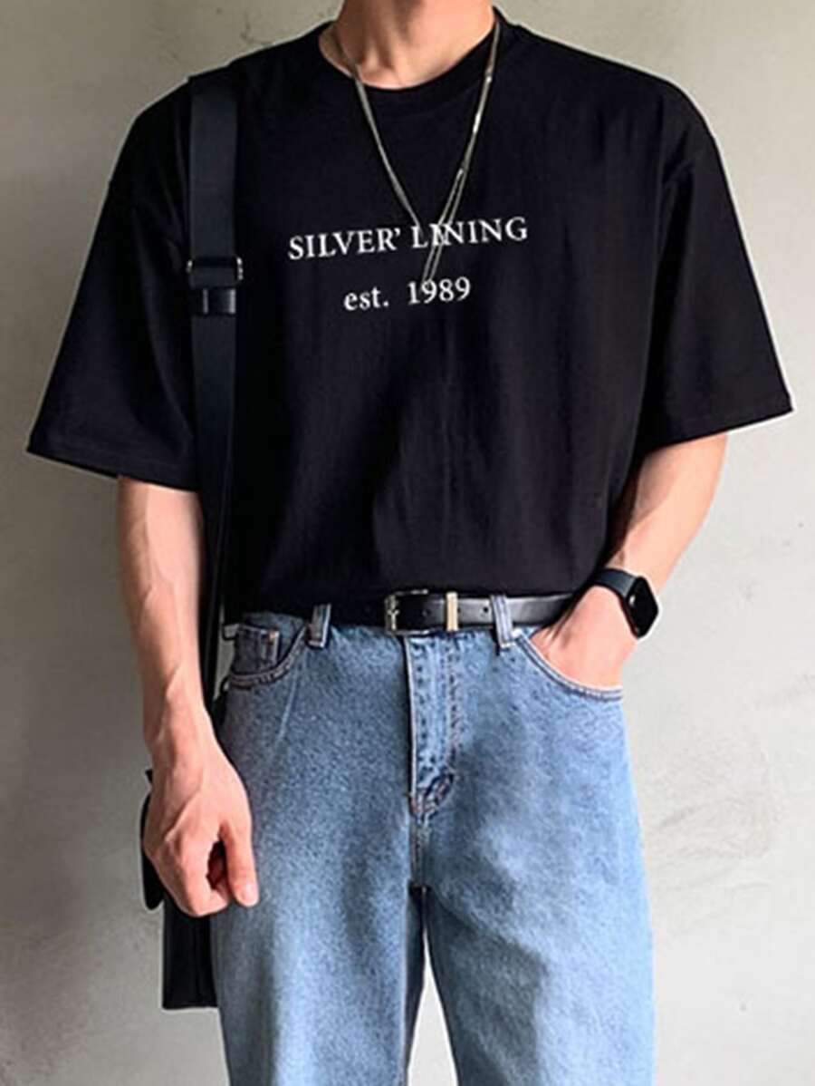 DAZY Men Cotton Letter Graphic Drop Shoulder Tee - Black - View 1