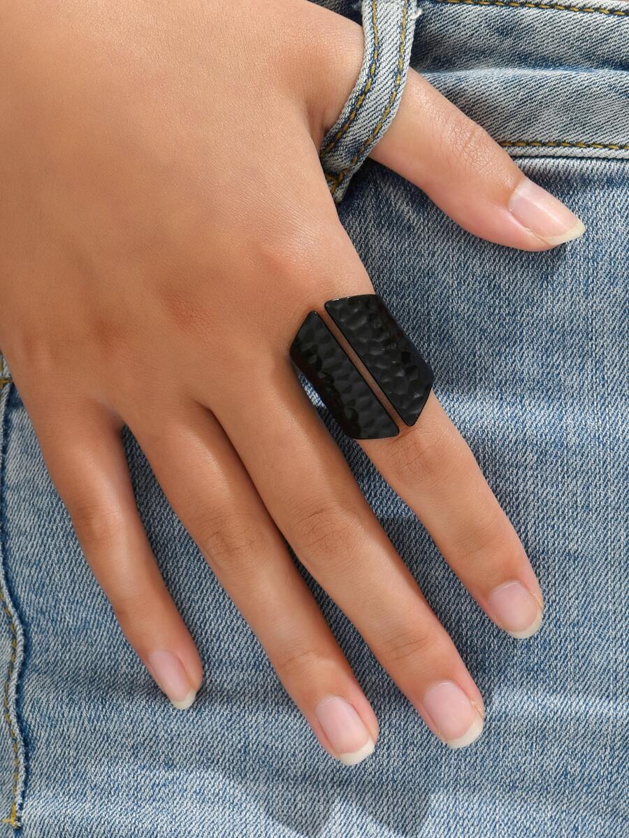 Vòng bít thiết kế hình học - màu đen - Xem 1