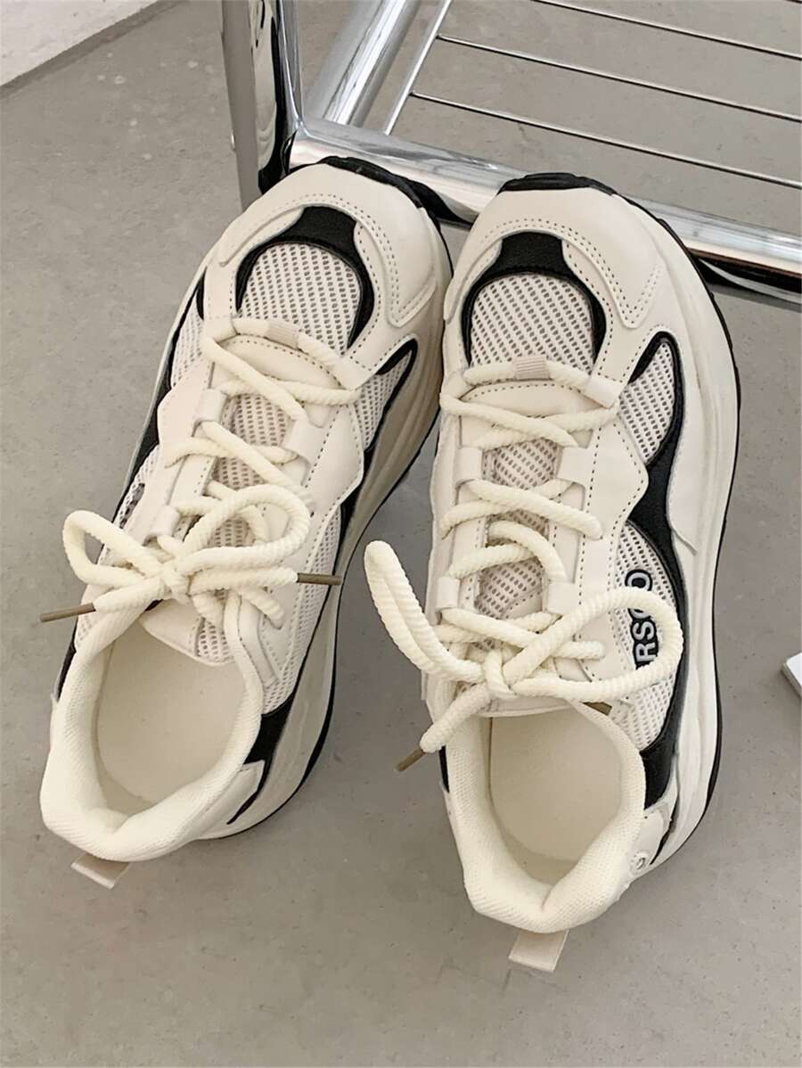 字母圖案前綁帶老爹鞋