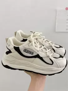 字母圖案前綁帶老爹鞋