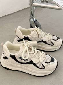 字母圖案前綁帶老爹鞋