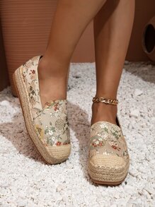 Floral Embroidered Espadrille Sole Canvas Flatform Loafers - Multicolor - View 2