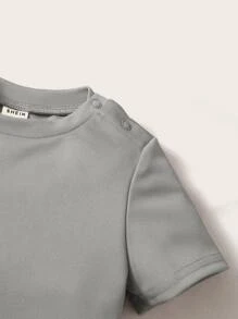 SHEIN Đứa bé trai Chi tiết Patched thư Áo thun & Tie Trước Quần short - Xám - Xem 6