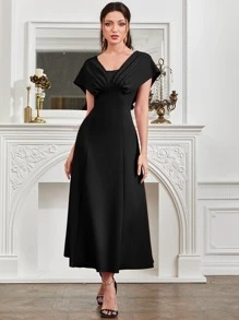 Modelyn Solid Fold Pleated Detail A-line Dress - Black - View 4