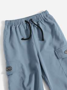 SHEIN 男孩字母補丁細節側翻蓋口袋長褲 - 霧霾藍 - 查看 3