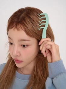 DAZY Z-shaped Hair Seam Comb - Green - View 3