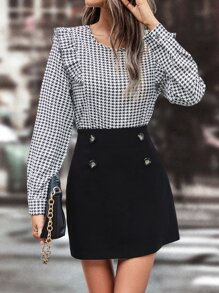 SHEIN Clasi 千鳥格荷葉邊襯衫和假鈕扣半身裙 - 黑與白 - 查看 4