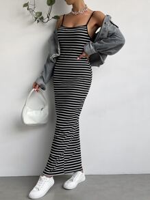 SHEIN Essnce 條紋印花吊帶緊身洋裝不附帶牛仔夾克 - 黑與白 - 查看 1