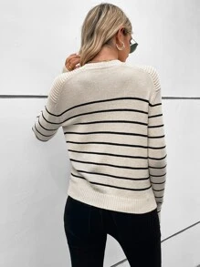 SHEIN Frenchy 條紋圖案鈕扣細節垂肩毛衣，休閒風格 - 米色 - 查看 2