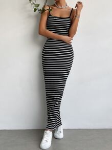 SHEIN Essnce 條紋印花吊帶緊身洋裝不附帶牛仔夾克 - 黑與白 - 查看 5