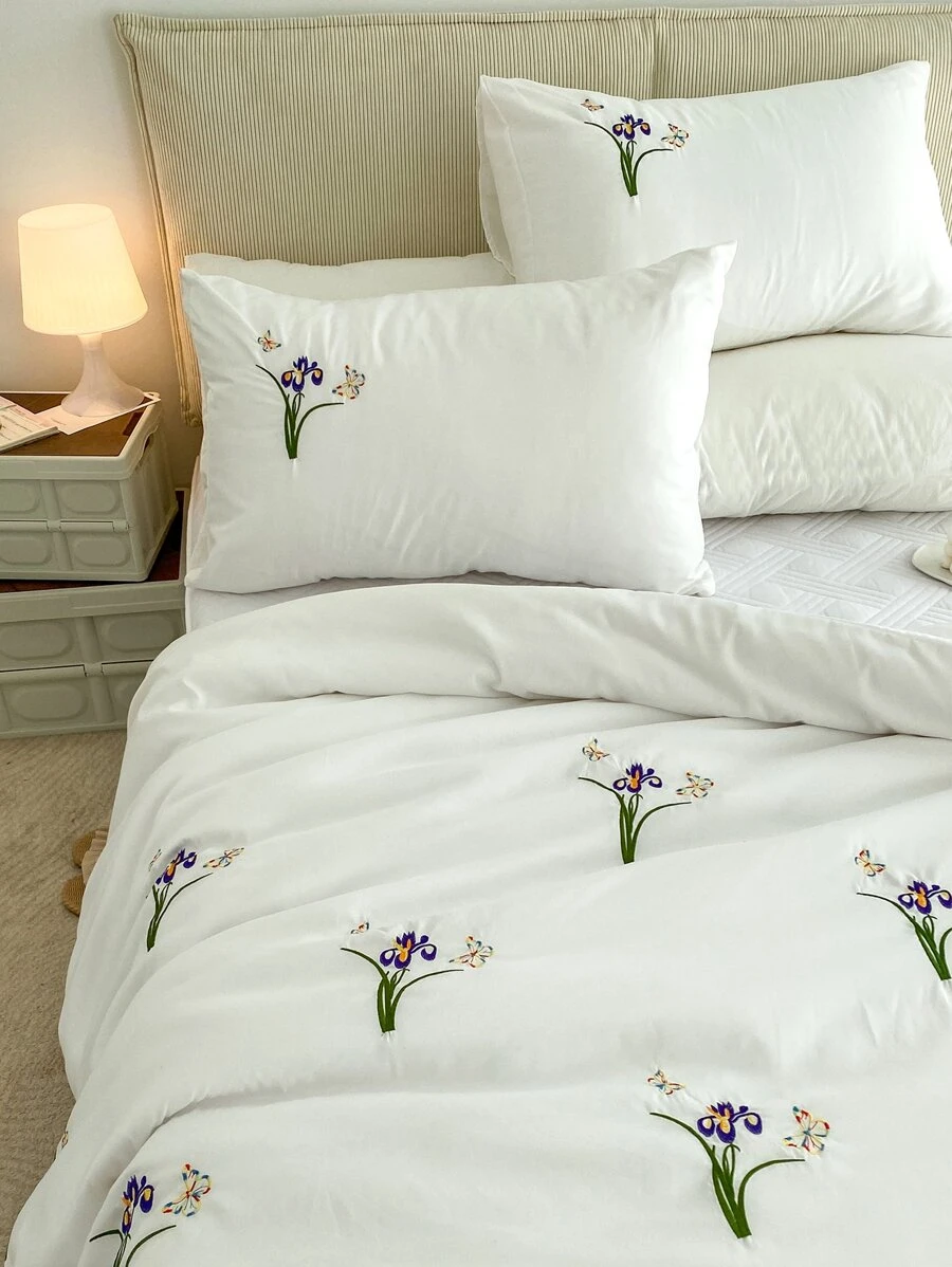 Butterfly & Floral Embroidery Duvet Cover Set Without Filler - White - View 1