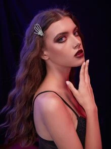 ROMWE Goth Rhinestone Skeleton Hand Decor Hair Clip - Silver - View 3